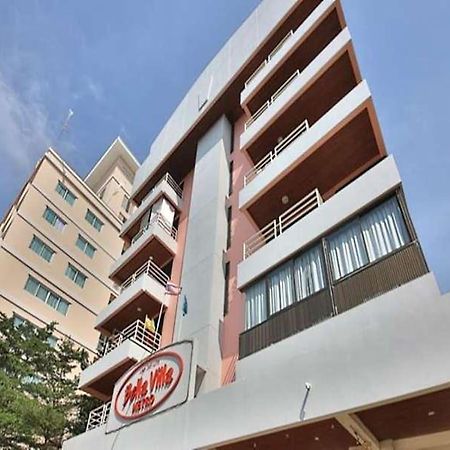 Bella Villa Metro Pattaya Exteriör bild